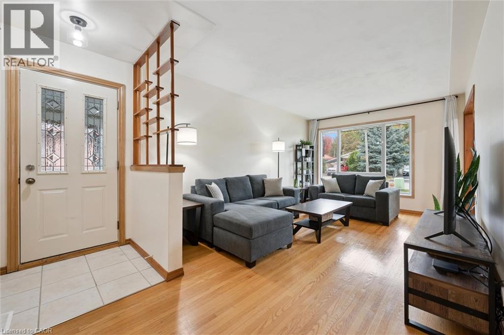 269 Ross Avenue, Kitchener, Ontario  N2A 1V7 - Photo 3 - 40845247