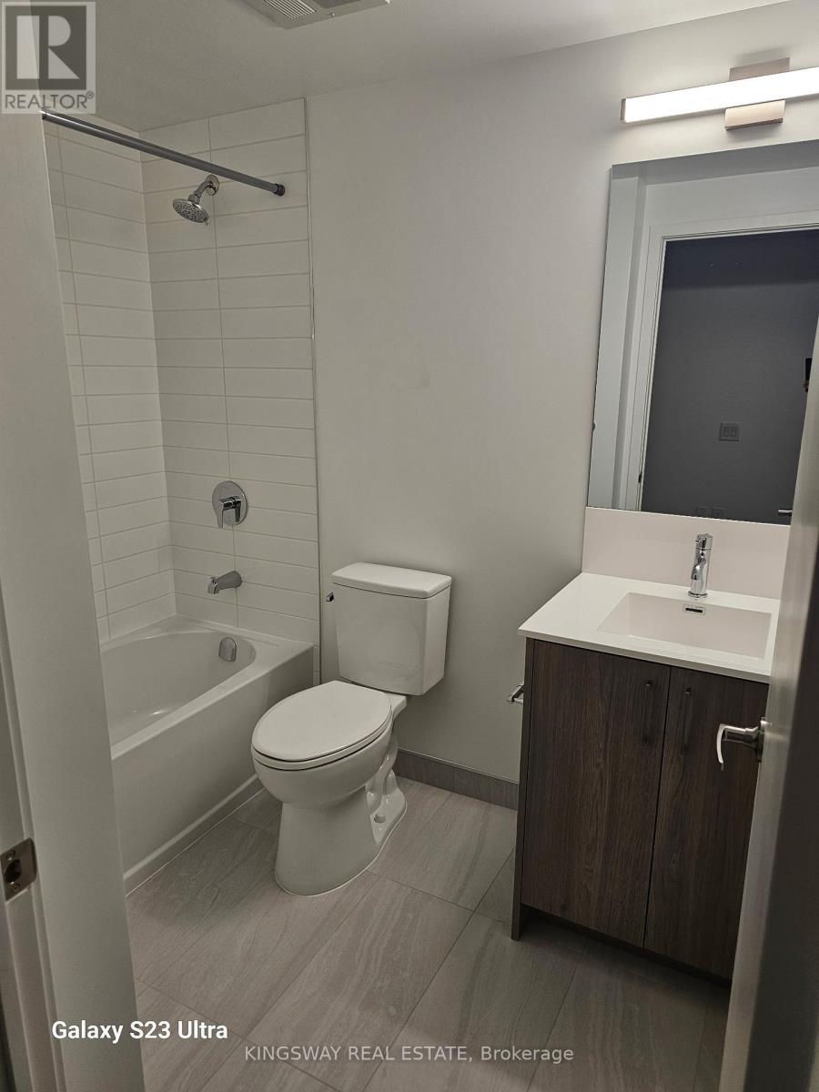 203 - 4010 Eglinton Avenue W, Toronto, Ontario  M9A 0G5 - Photo 11 - W13489224