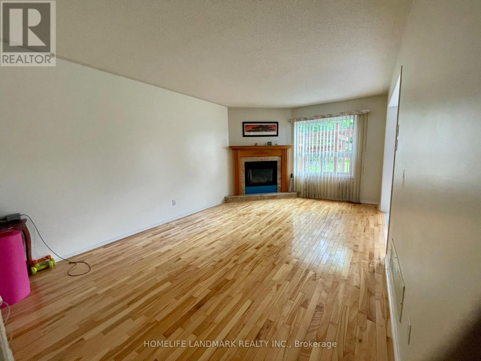 53 Brown Street W, Barrie, Ontario  L4N 7V5 - Photo 5 - S13147792