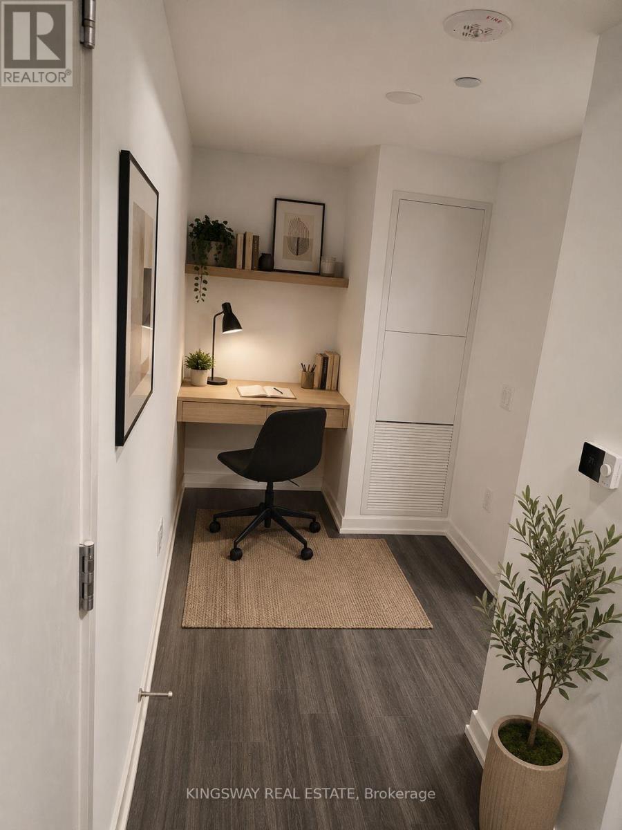 203 - 4010 Eglinton Avenue W, Toronto, Ontario  M9A 0G5 - Photo 5 - W13489224