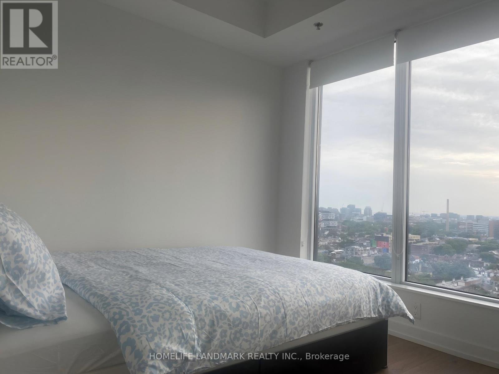 1703 - 203 College Street, Toronto, Ontario  M5T 1P9 - Photo 4 - C13509966