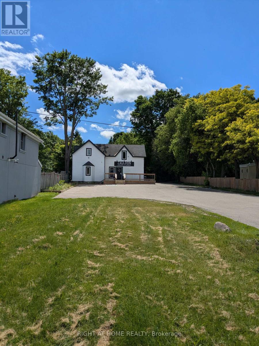 15964 Airport Road N, Caledon, Ontario L7C 1K5 - Photo 2 - W13524960