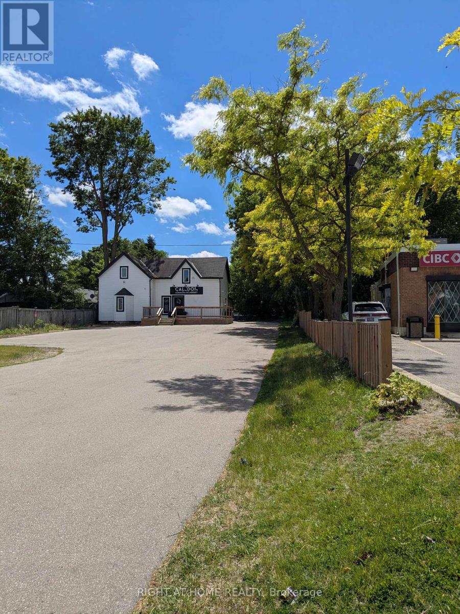 15964 Airport Road N, Caledon, Ontario L7C 1K5 - Photo 3 - W13524960