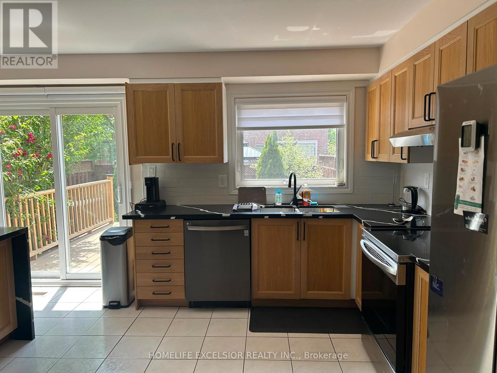 5872 Rainberry Drive, Mississauga, Ontario  L5M 6S4 - Photo 15 - W13524962