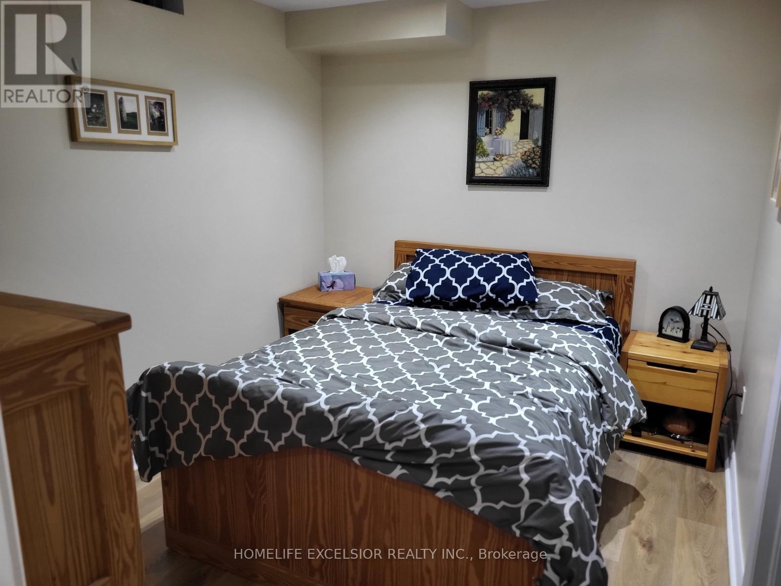 5872 Rainberry Drive, Mississauga, Ontario  L5M 6S4 - Photo 25 - W13524962