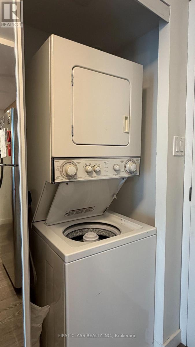 1709 - 37 Grosvenor Street, Toronto (Bay Street Corridor), Ontario  M4Y 3G5 - Photo 11 - C13524984