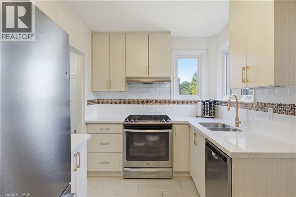 29 Second Street N, Stoney Creek, Ontario  L8G 1Y8 - Photo 11 - 40843387