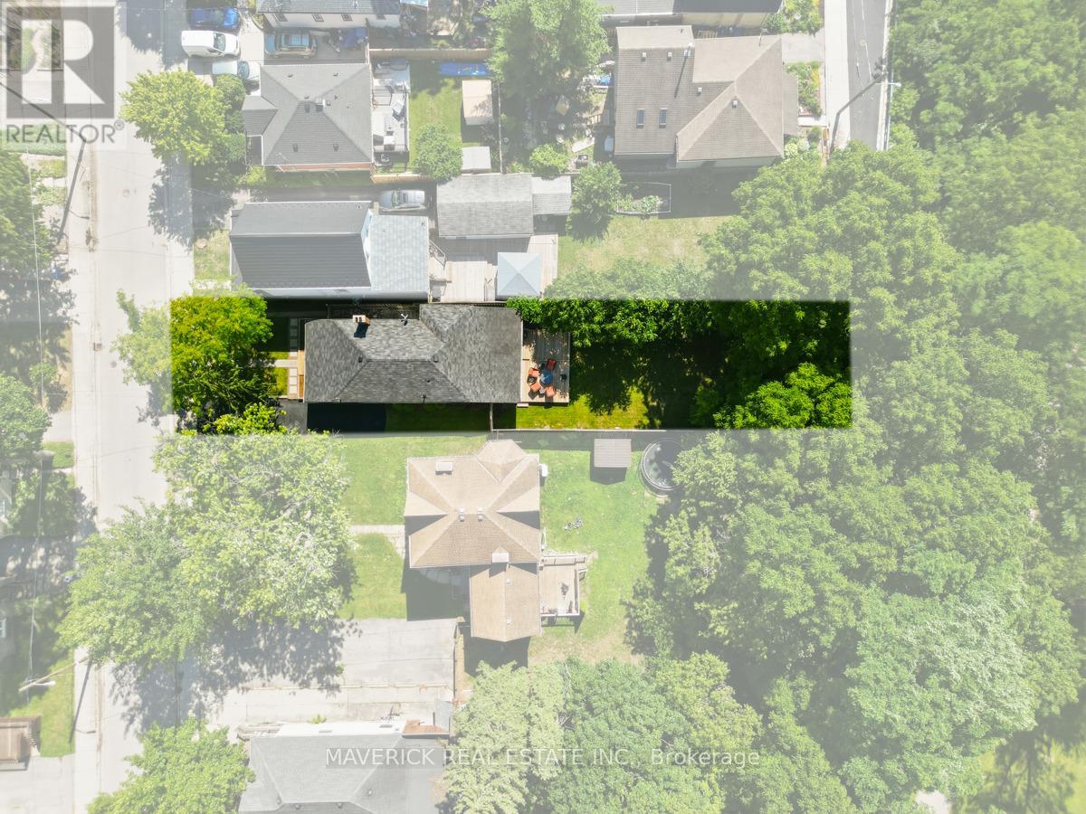 226 Grand Avenue, London South, Ontario  N6C 1M7 - Photo 3 - X13525034
