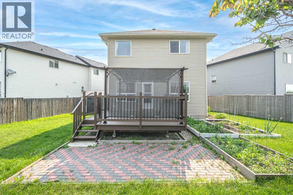 127 Everwoods Park SW, Calgary, Alberta  T2Y 0G3 - Photo 37 - A2325625