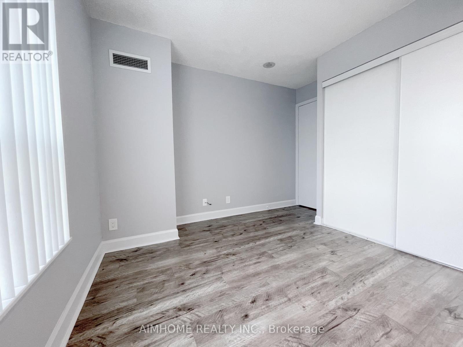 1101 - 36 Lee Centre Drive, Toronto, Ontario  M1H 3K2 - Photo 6 - E13525016
