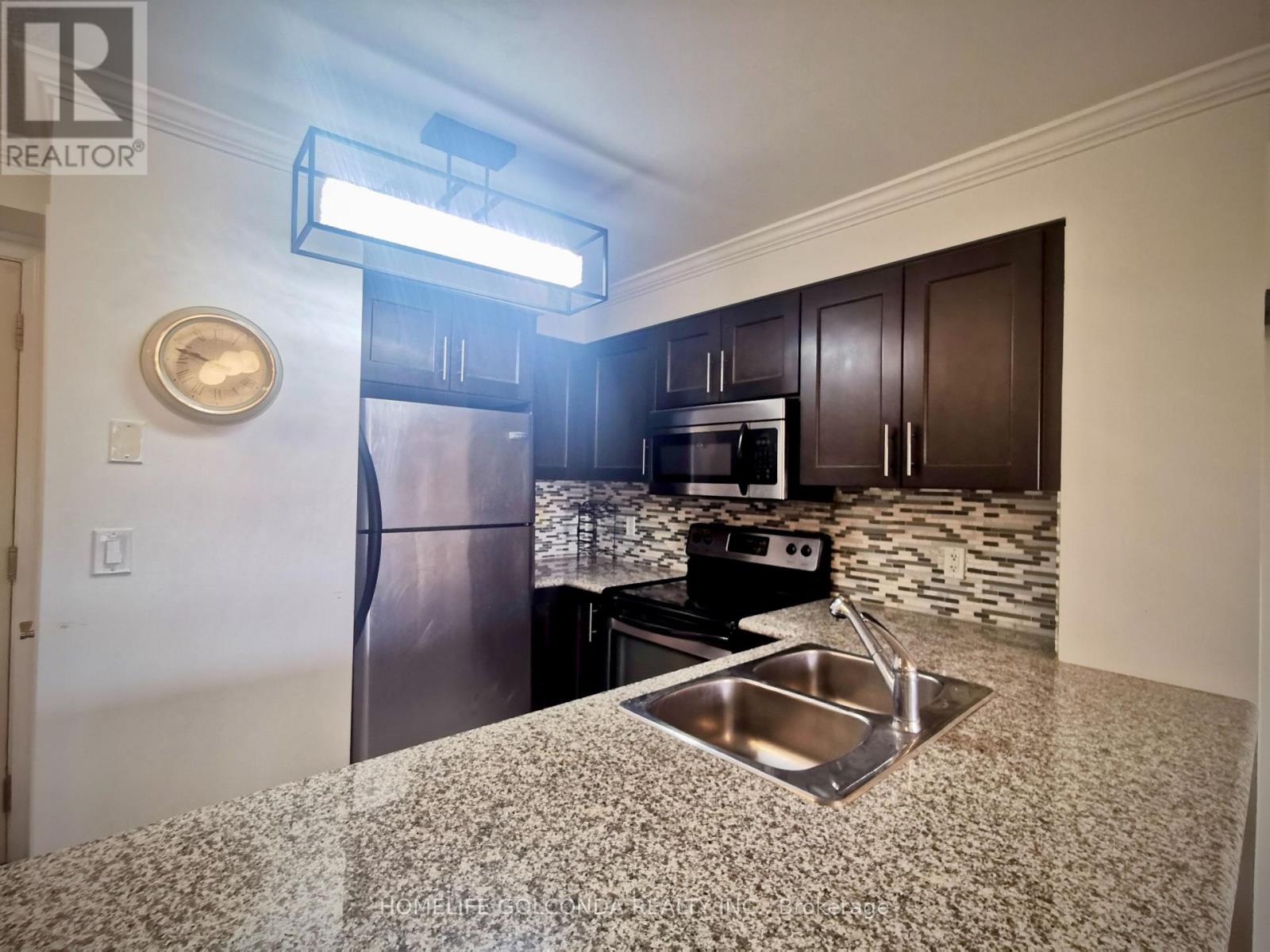 412 - 18 Harding Boulevard, Richmond Hill, Ontario  L4C 0T3 - Photo 11 - N13525020