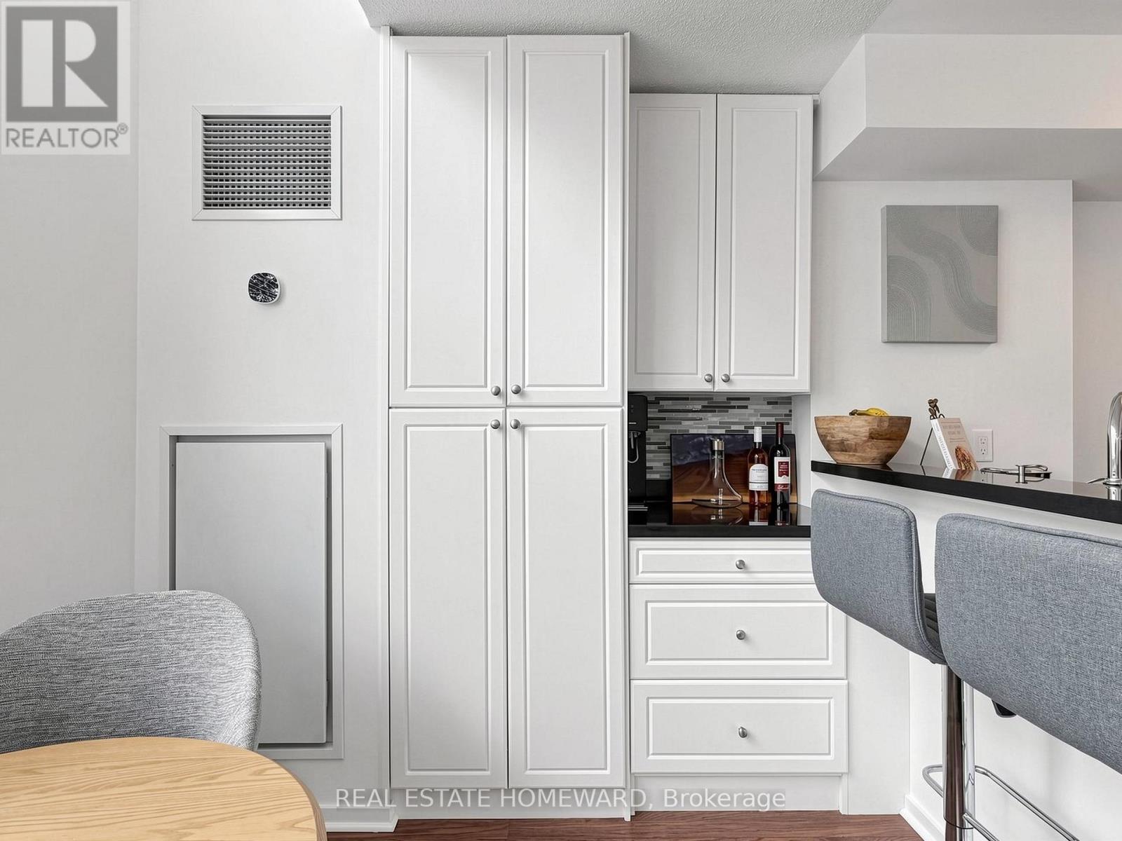 233 - 200 Manitoba Street, Toronto, Ontario  M8Y 3Y9 - Photo 7 - W13525002