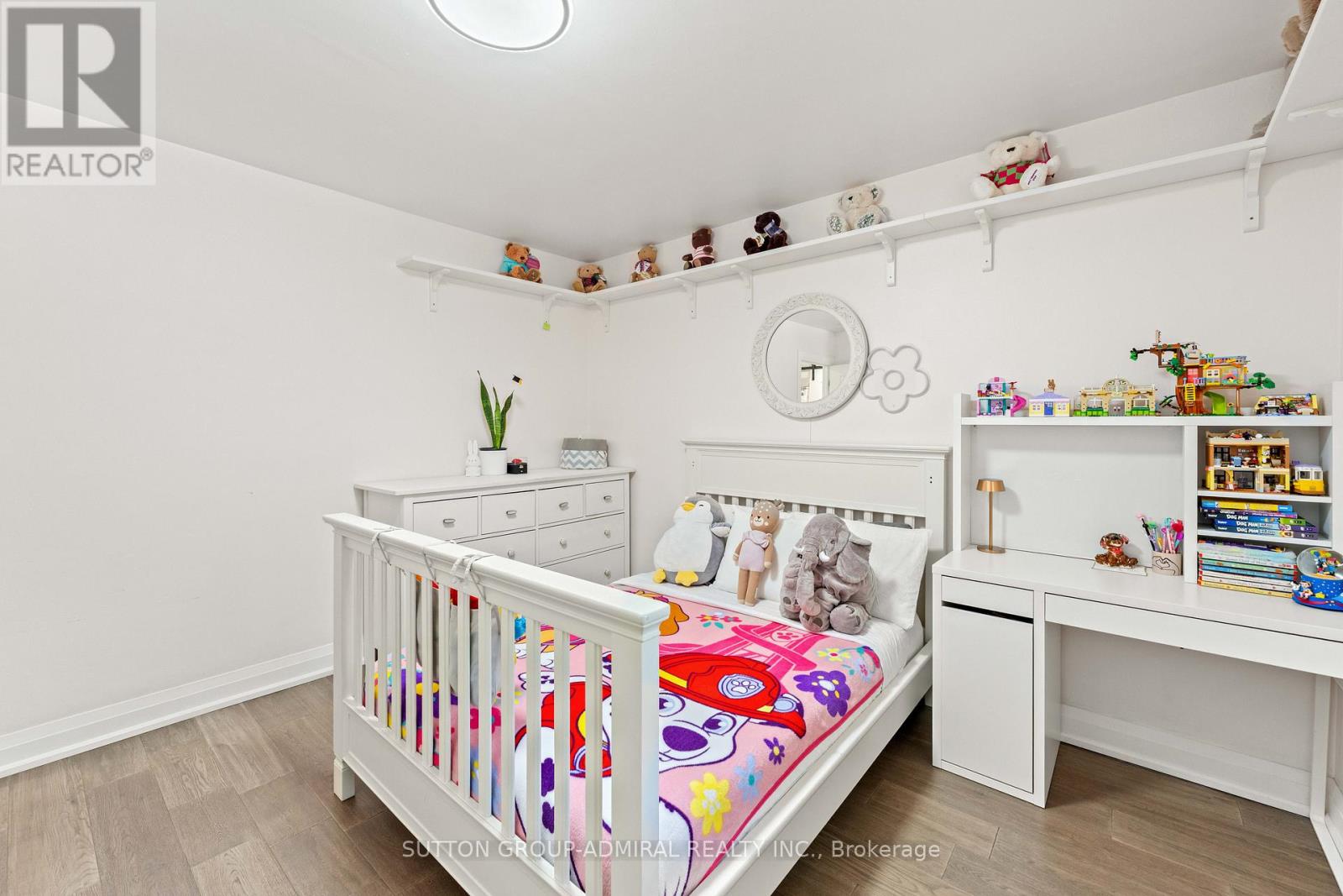 3 Hartland Road, Toronto, Ontario  M9C 4S9 - Photo 15 - W13525022