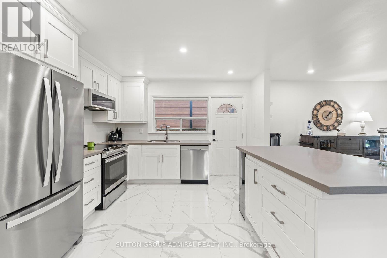 3 Hartland Road, Toronto, Ontario  M9C 4S9 - Photo 9 - W13525022