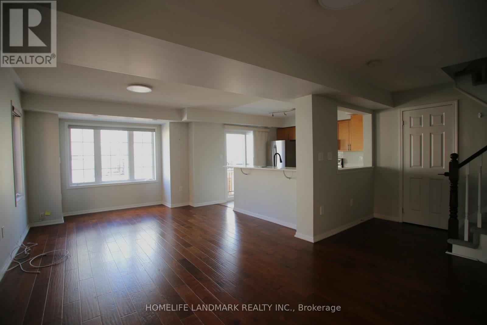 11 - 2614 Dashwood Drive, Oakville, Ontario  L6M 0K5 - Photo 6 - W13525030