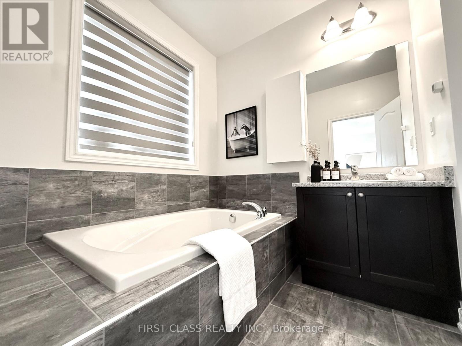 79 Decast Crescent, Markham, Ontario  L6B 1N8 - Photo 14 - N13003918