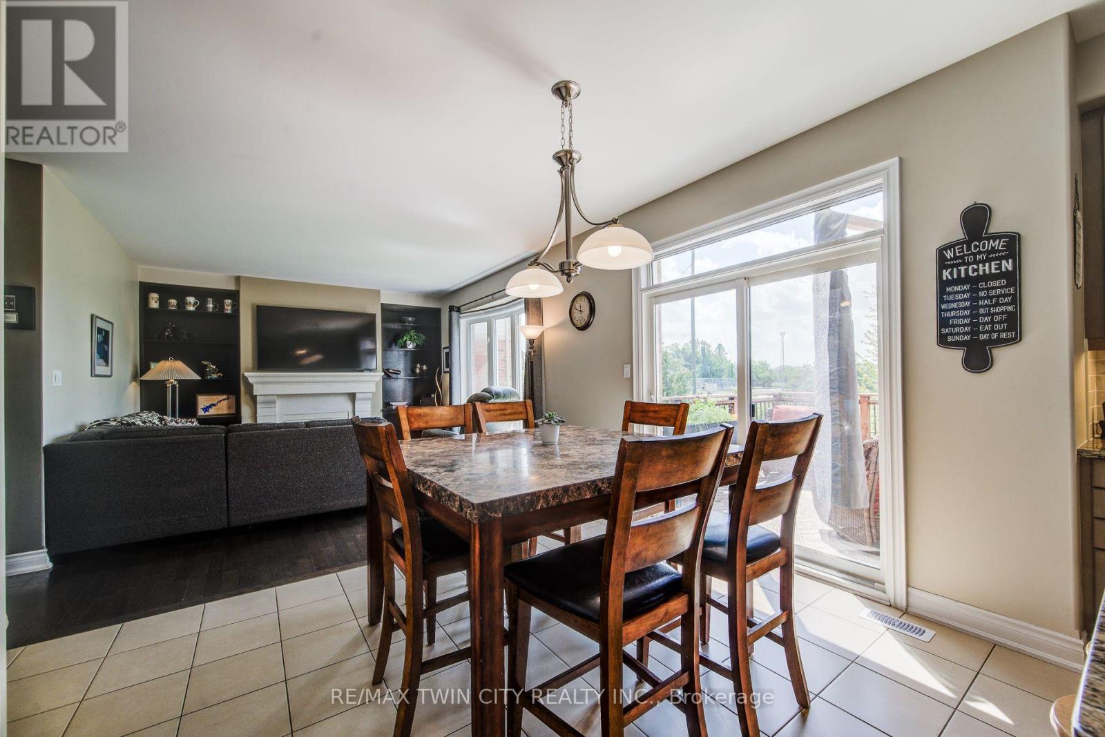 51 Wakefield Street, Woolwich, Ontario  N0B 1M0 - Photo 11 - X13525096