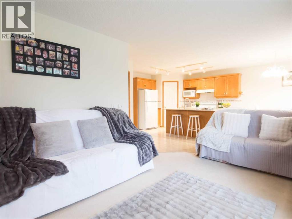 5209 Coral Shores Drive NE, Calgary, Alberta  T3J 3J7 - Photo 19 - A2321832