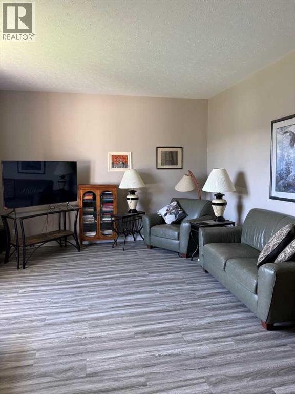 1505 6a Avenue N, Lethbridge, Alberta  T1H 0V9 - Photo 3 - A2326539