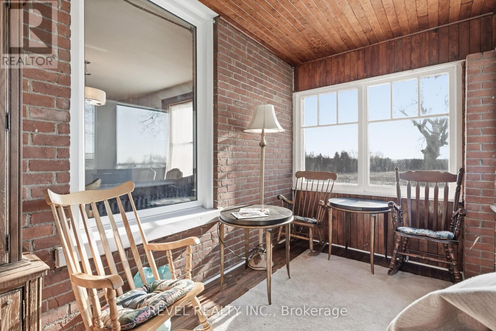 1804 Sturgeon Road, Kawartha Lakes, Ontario  K0M 1L0 - Photo 22 - X12994346
