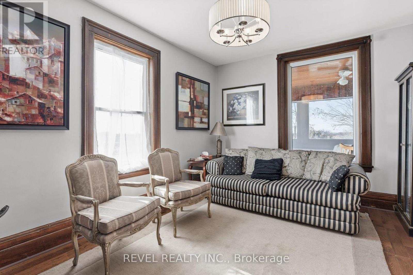 1804 Sturgeon Road, Kawartha Lakes, Ontario  K0M 1L0 - Photo 11 - X12994346