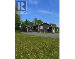 6 Hobbs Road, Port Blandford, Newfoundland & Labrador