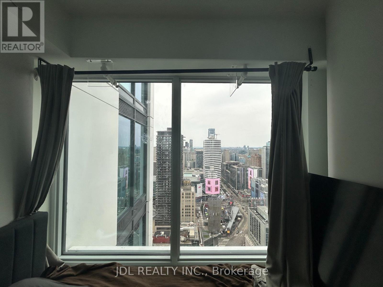 3803 Suite A - 252 Church St Street, Toronto, Ontario  M5B 0E6 - Photo 4 - C13493580