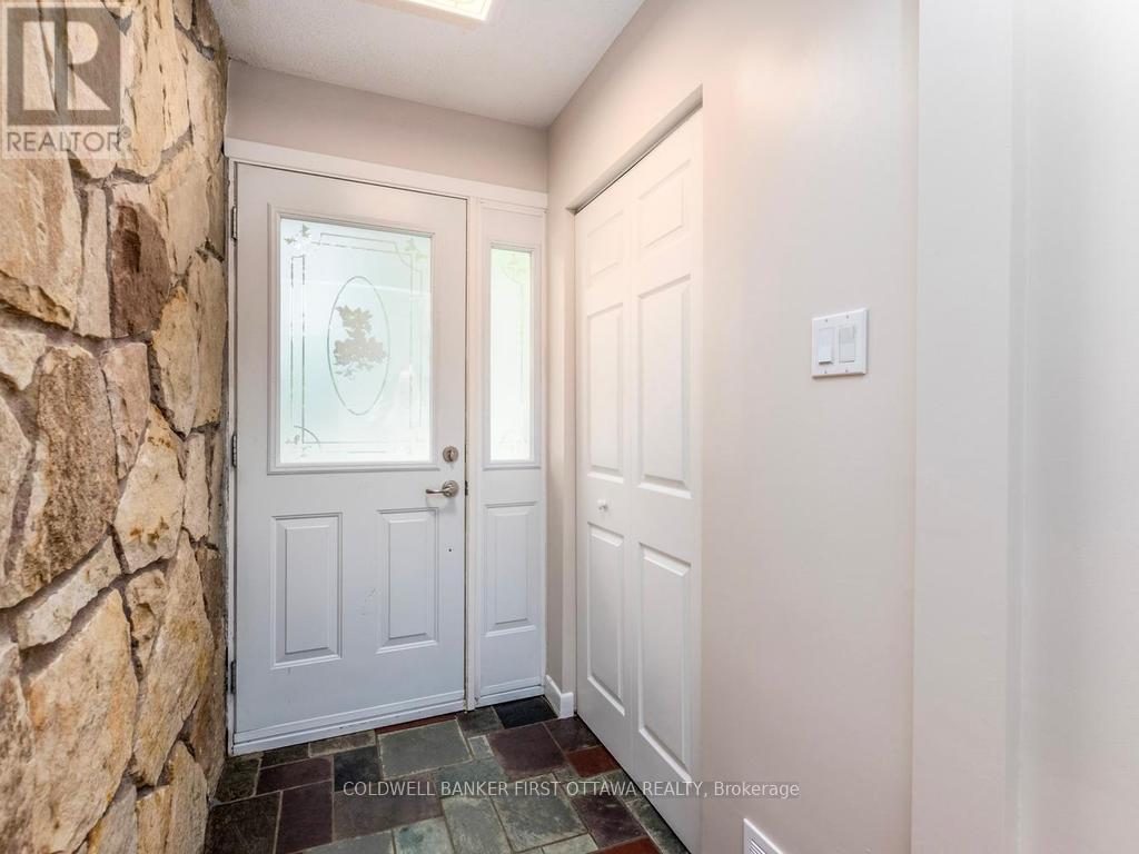 84 Cleadon Drive, Ottawa, Ontario  K2H 5P3 - Photo 6 - X13525202