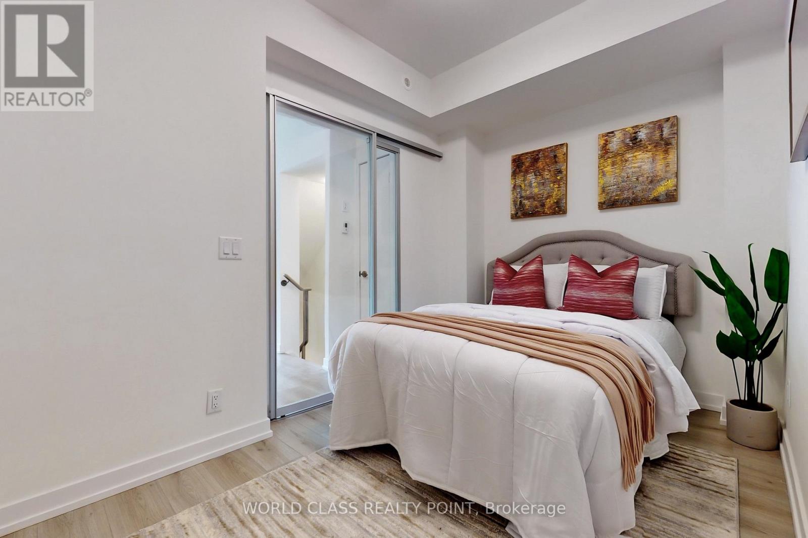 Th 3 - 260 Finch Avenue E, Toronto, Ontario  M2N 0L3 - Photo 16 - C13525104