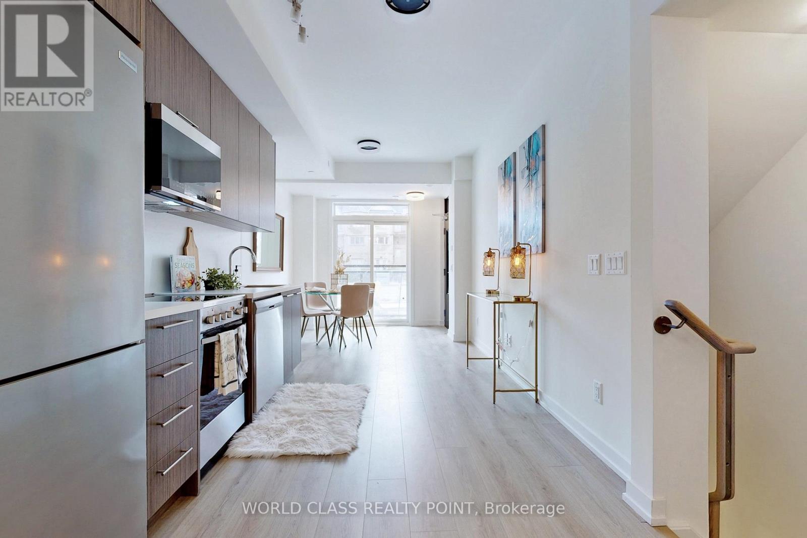 Th 3 - 260 Finch Avenue E, Toronto, Ontario  M2N 0L3 - Photo 5 - C13525104