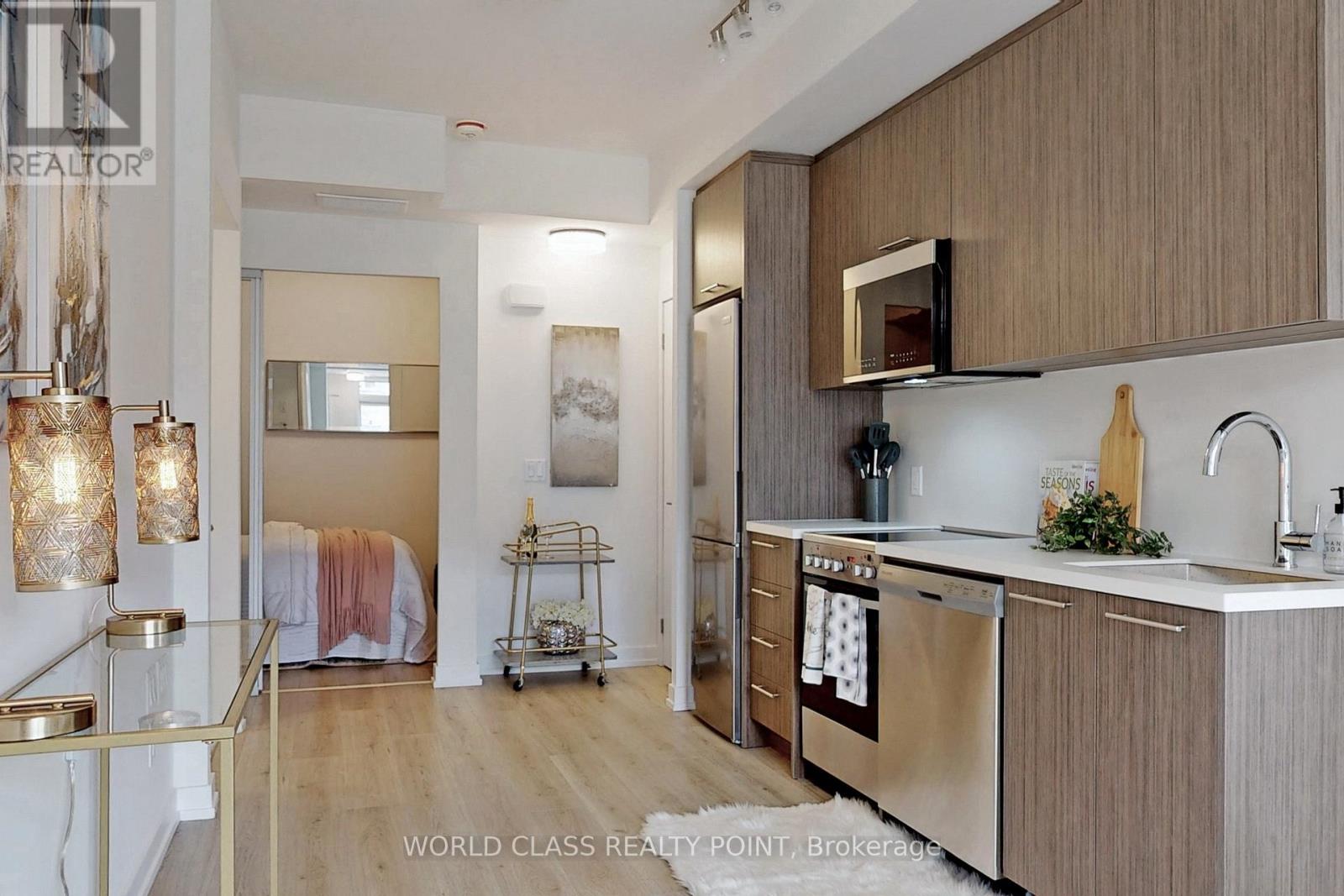 Th 3 - 260 Finch Avenue E, Toronto, Ontario  M2N 0L3 - Photo 6 - C13525104