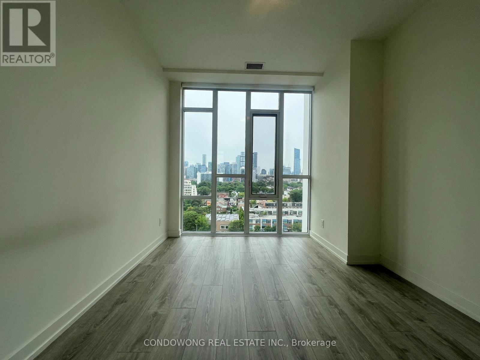 1105 - 200 Sackville Street, Toronto, Ontario  M5A 0C4 - Photo 5 - C13525162