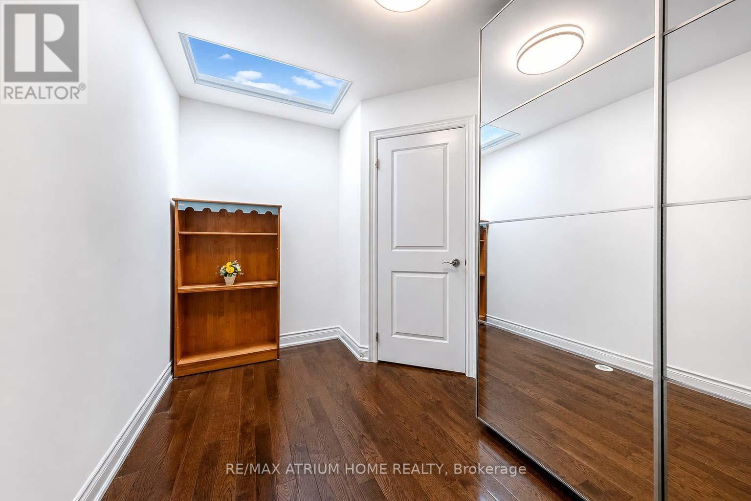6 - 20 Hargrave Lane, Toronto, Ontario  M4N 0A4 - Photo 21 - C13525232