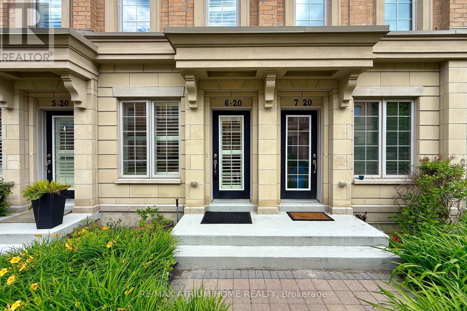 6 - 20 Hargrave Lane, Toronto, Ontario  M4N 0A4 - Photo 3 - C13525232