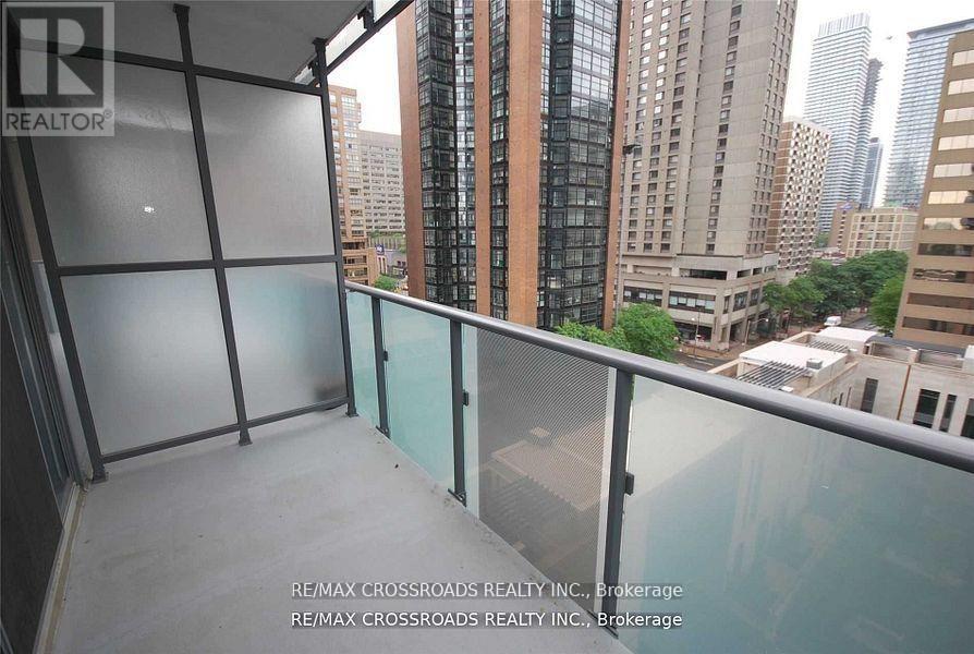 710 - 65 St Mary Street, Toronto, Ontario  M5S 0A6 - Photo 7 - C13525234