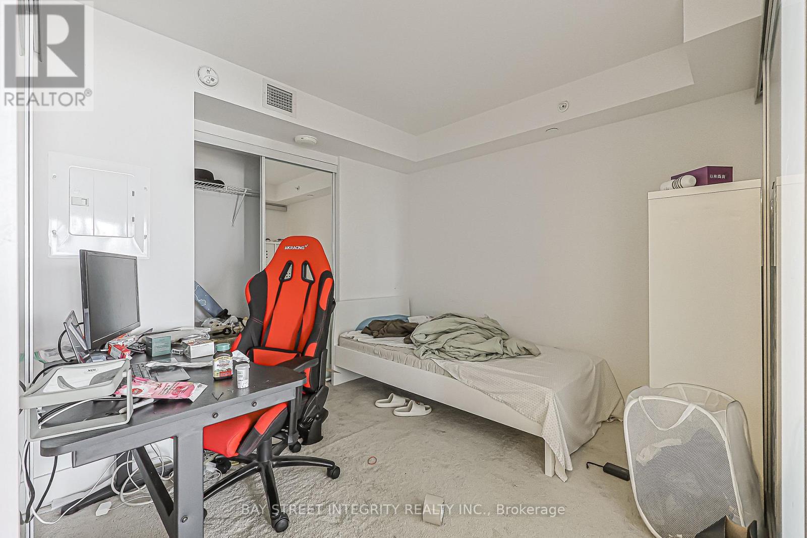 2409 - 955 Bay Street, Toronto, Ontario  M5S 0C6 - Photo 14 - C13525246