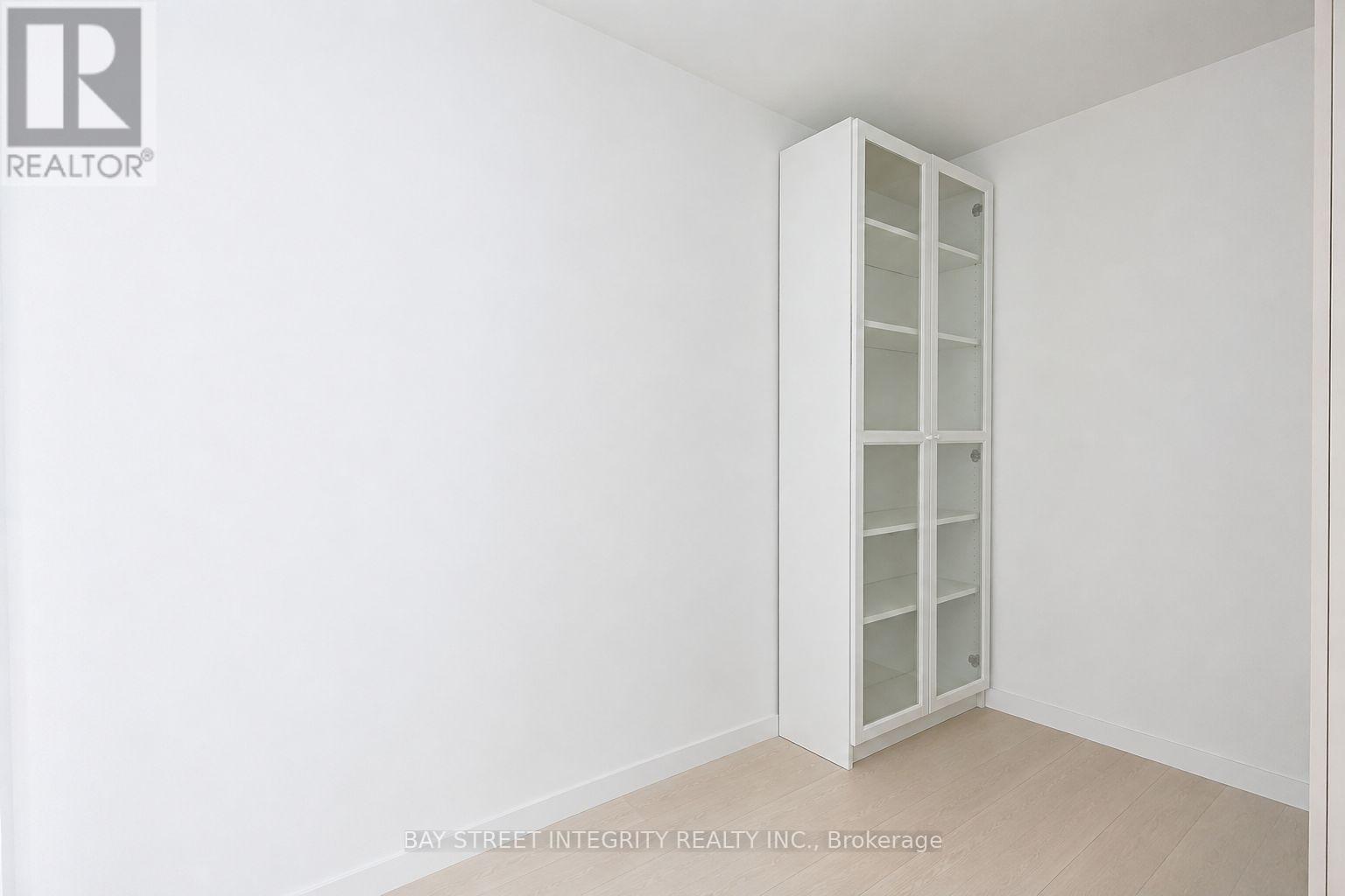 2409 - 955 Bay Street, Toronto, Ontario  M5S 0C6 - Photo 16 - C13525246