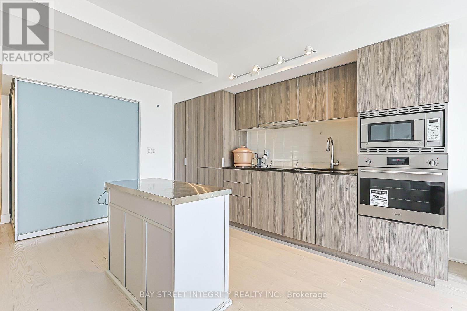 2409 - 955 Bay Street, Toronto, Ontario  M5S 0C6 - Photo 5 - C13525246