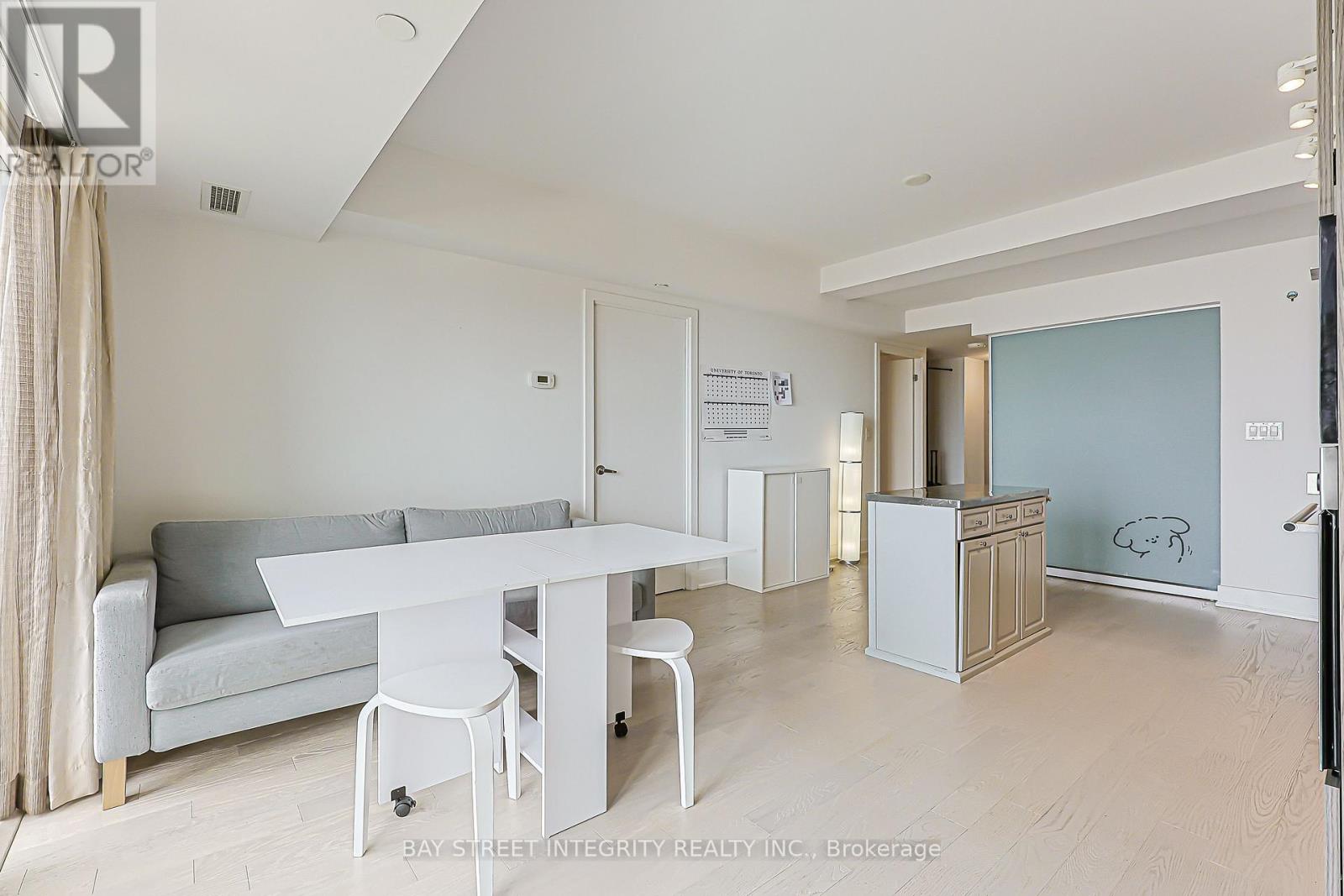 2409 - 955 Bay Street, Toronto, Ontario  M5S 0C6 - Photo 9 - C13525246