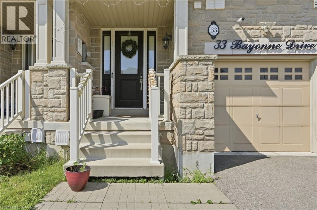 33 Bayonne Drive, Stoney Creek, Ontario  L8J 0L2 - Photo 2 - 40845157