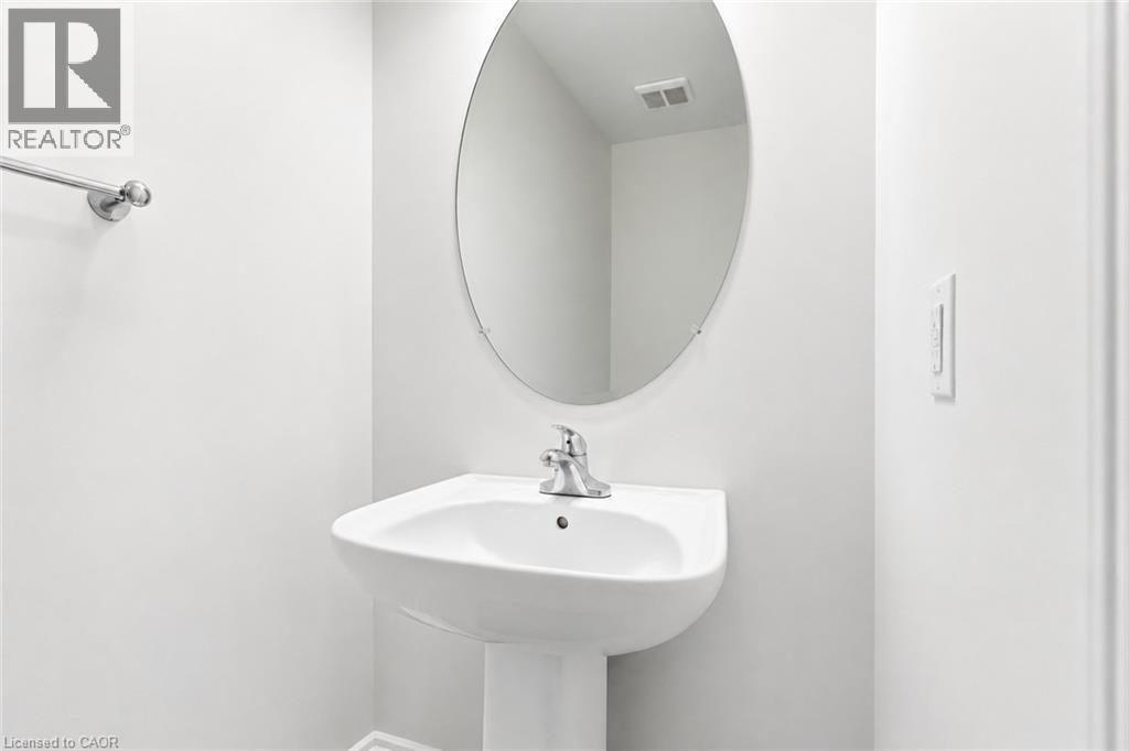 33 Bayonne Drive, Stoney Creek, Ontario  L8J 0L2 - Photo 10 - 40845157