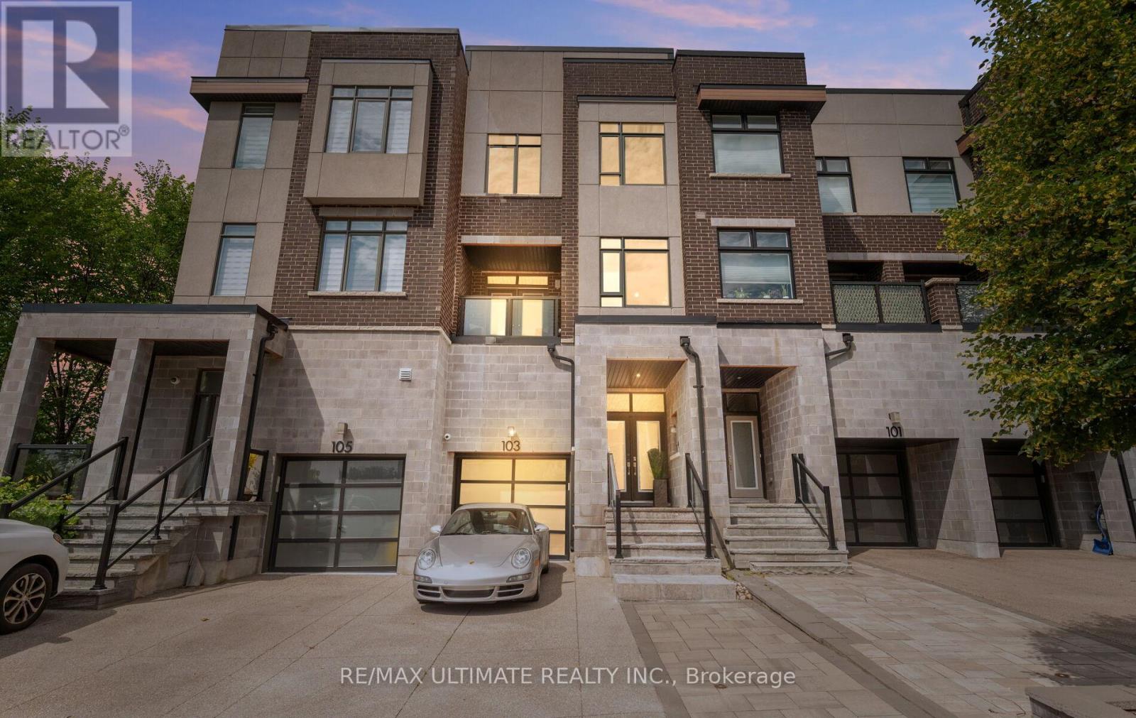 103 GLENNGARRY CRESCENT, Vaughan, Ontario