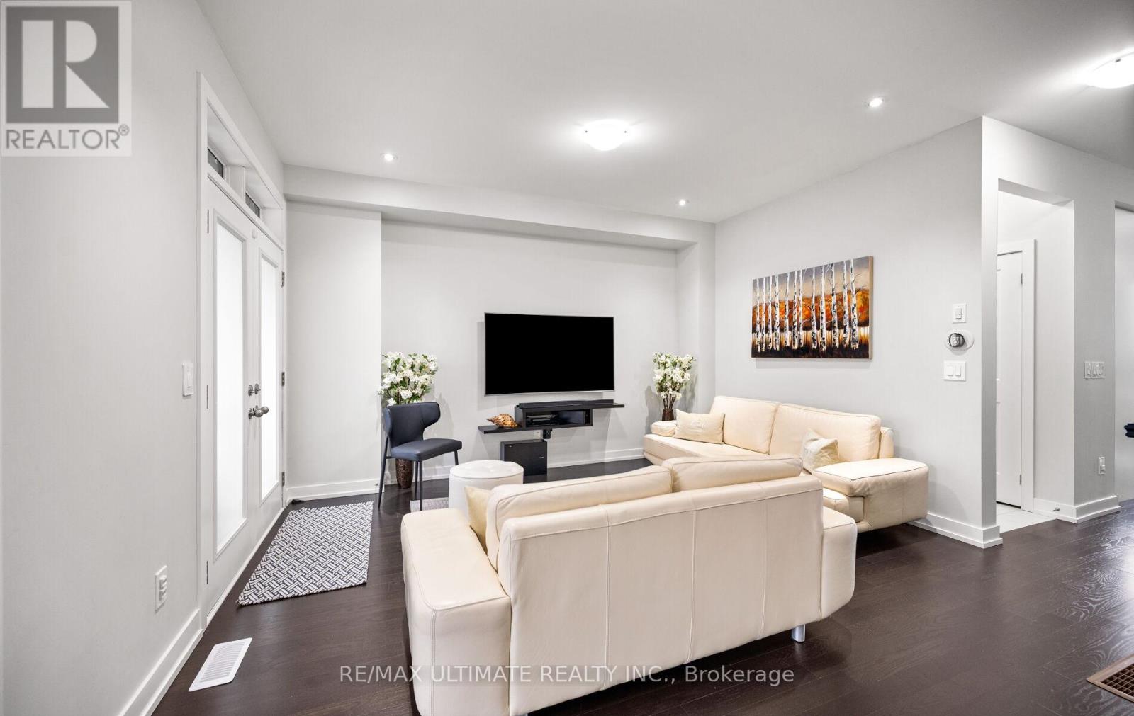 103 Glenngarry Crescent, Vaughan, Ontario  L6A 4Z5 - Photo 12 - N13525114