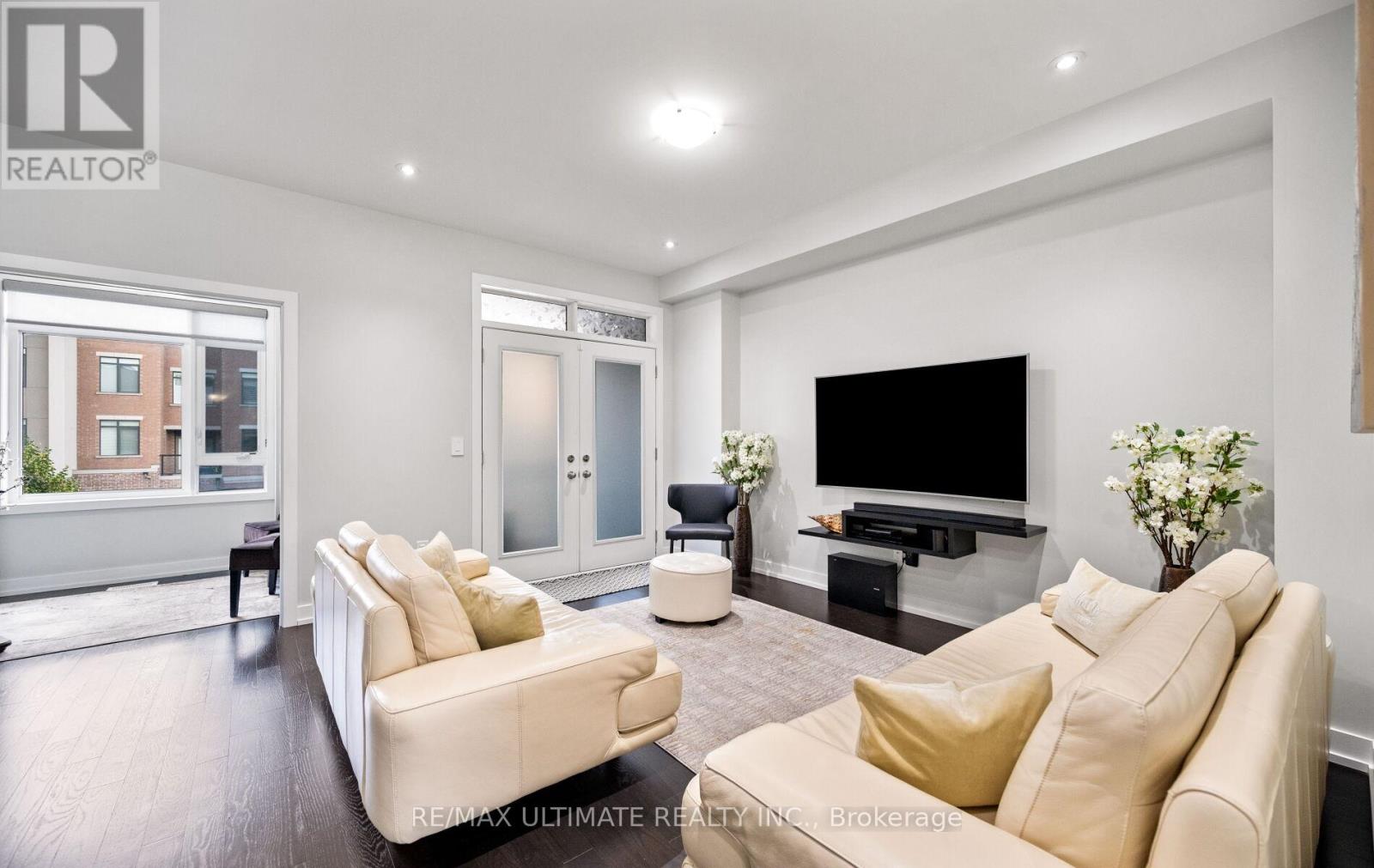 103 Glenngarry Crescent, Vaughan, Ontario  L6A 4Z5 - Photo 13 - N13525114