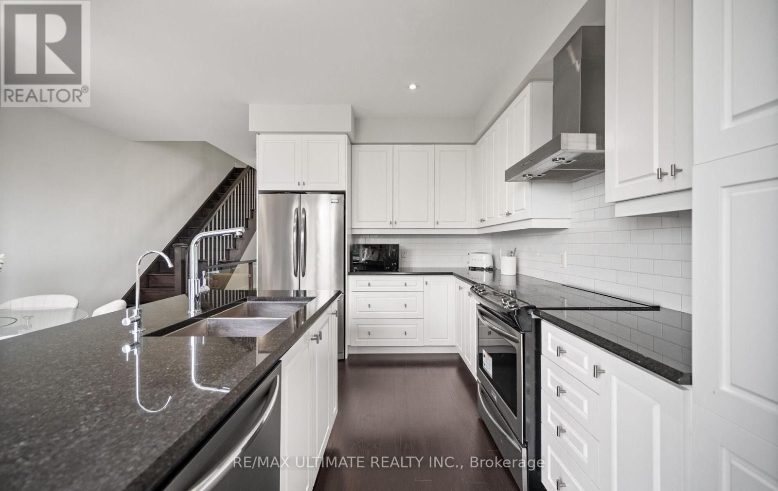 103 Glenngarry Crescent, Vaughan, Ontario  L6A 4Z5 - Photo 24 - N13525114