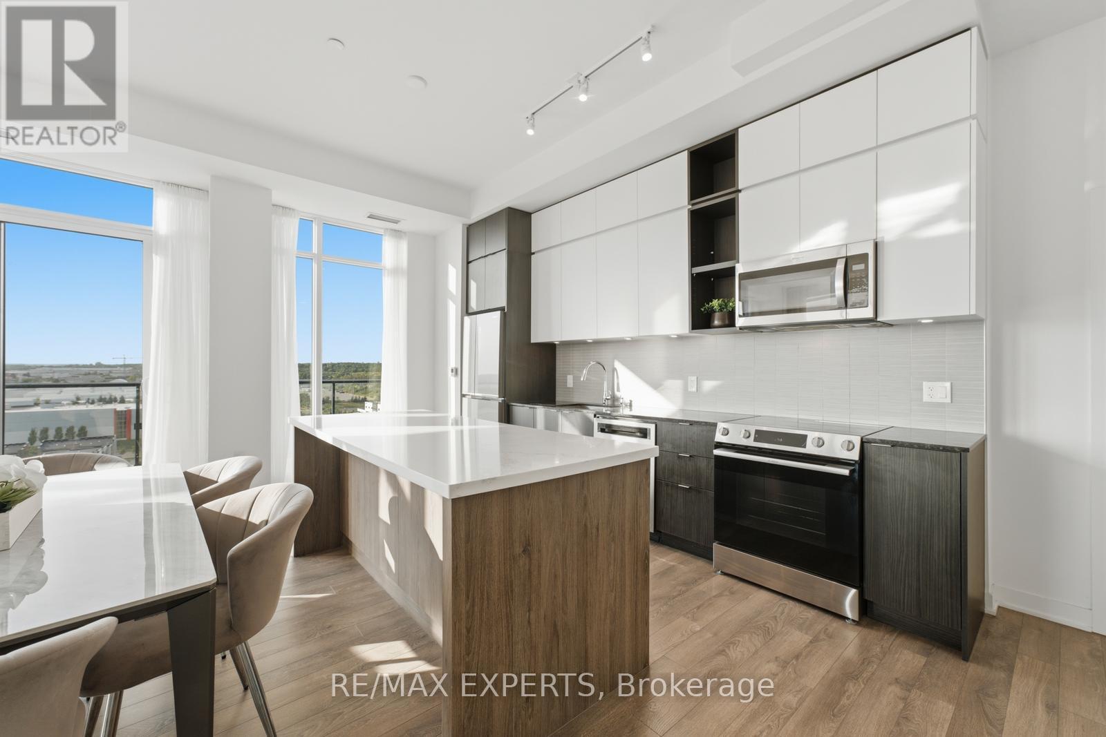 Ph1210 - 100 Eagle Rock Way, Vaughan, Ontario  L6A 5B9 - Photo 13 - N13525124