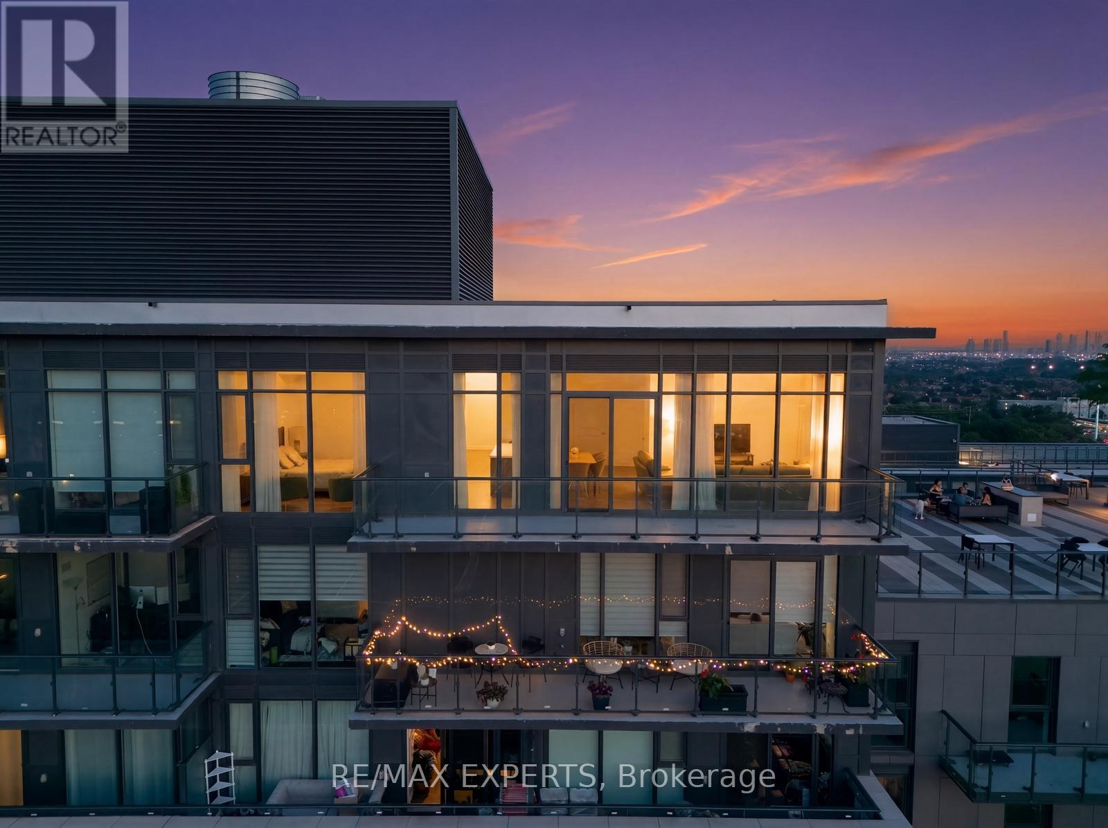 Ph1210 - 100 Eagle Rock Way, Vaughan, Ontario  L6A 5B9 - Photo 2 - N13525124
