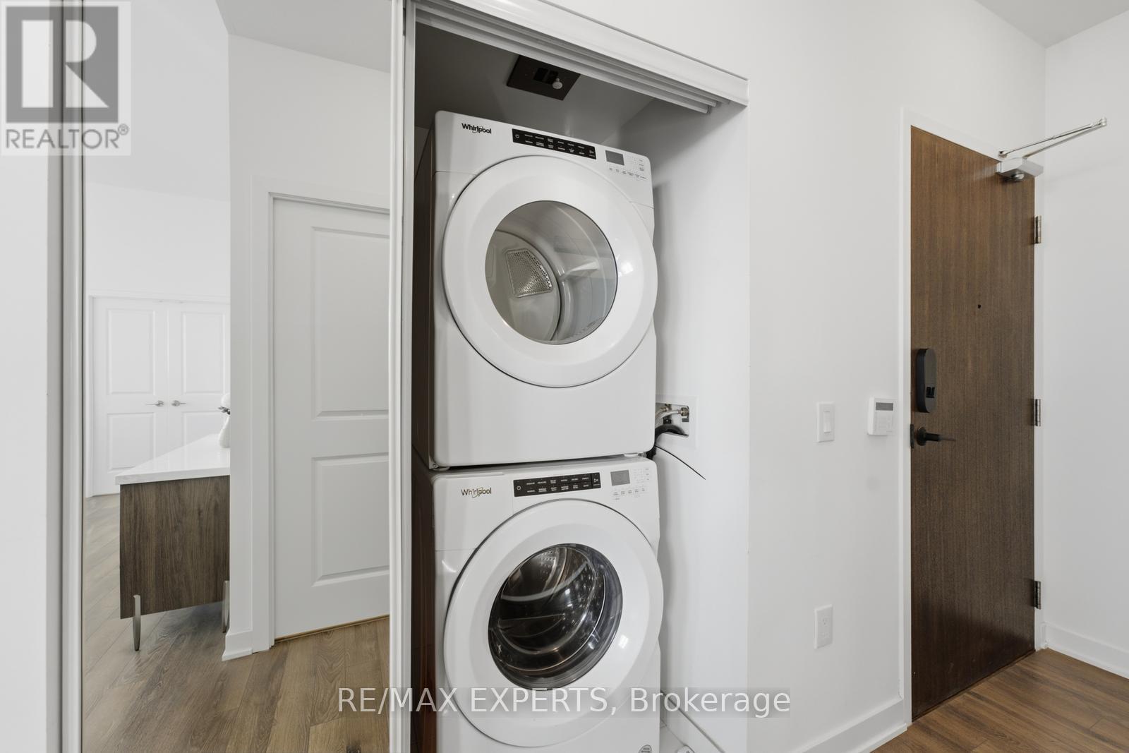 Ph1210 - 100 Eagle Rock Way, Vaughan, Ontario  L6A 5B9 - Photo 31 - N13525124