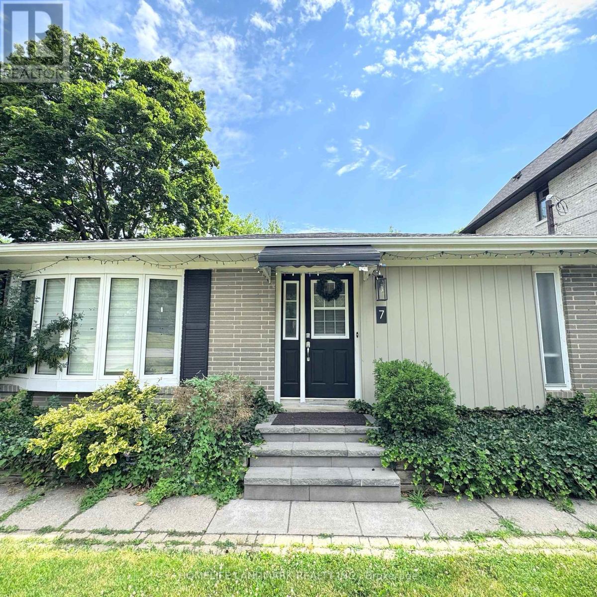 7 Talisman Crescent, Markham, Ontario L3P 2C8 - Photo 3 - N13525168