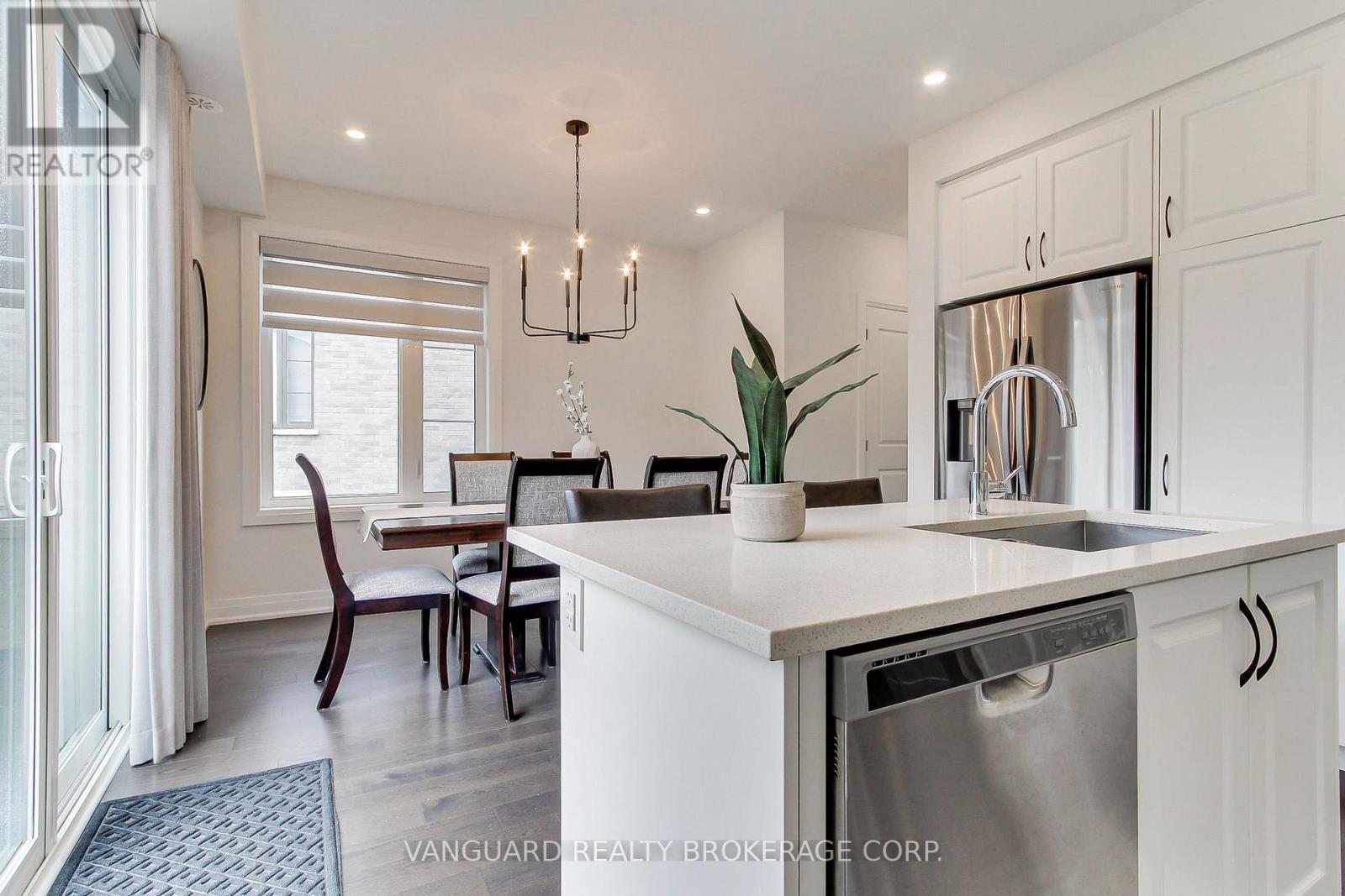 950 Isaac Phillips Way, Newmarket, Ontario L3X 0M7 - Photo 18 - N13525238